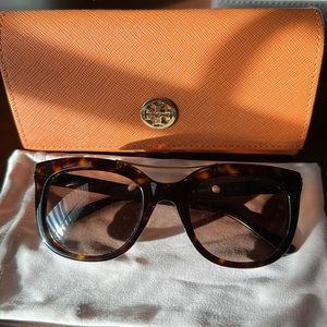 Pre owned Tory Burch sunglasses in tortoise and gold